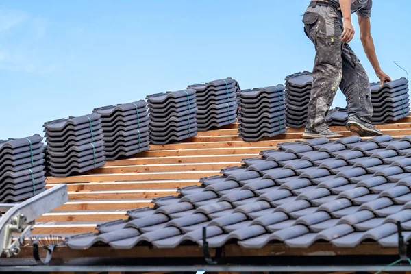 Roofing Installation & Repairs